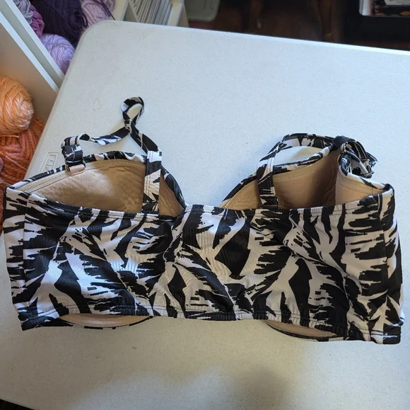 LANE BRYANT/Cacique SWIM PALM LEAVES STRAPPY UNDERWIRE BIKINI TOP-sz 46F - Picture 4 of 7